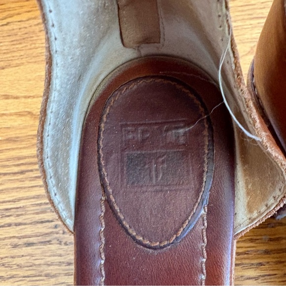 FRYE AND CO. Brown Leather Block Heel Sandals - Picture 4 of 6